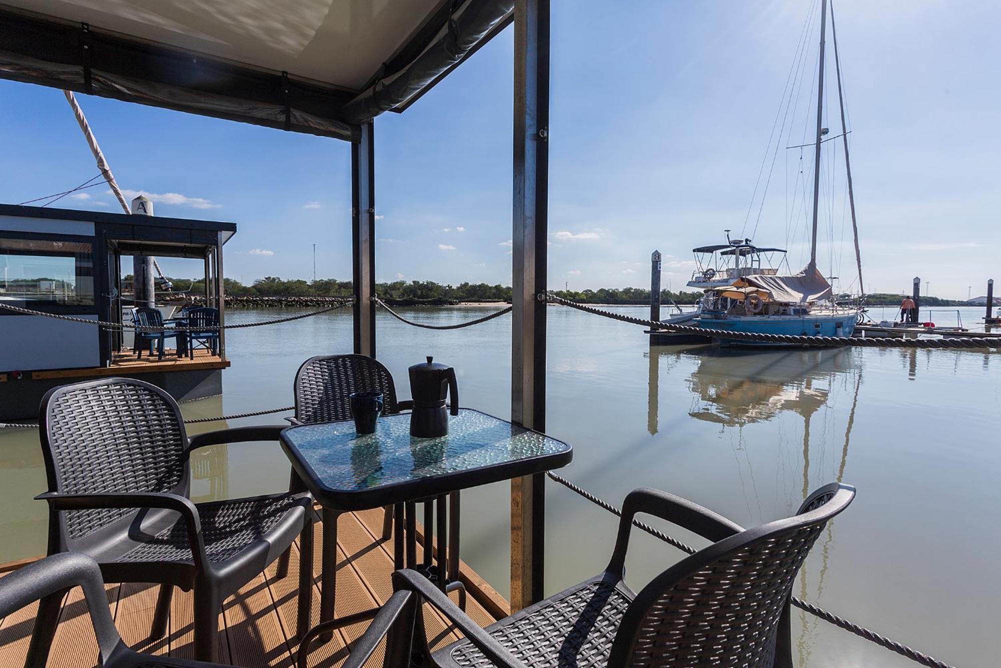 Azvalia Luxury Casa Barco New York And Texas-Unique Houseboat Experience Hotell El Puerto de Santa María Exteriör bild