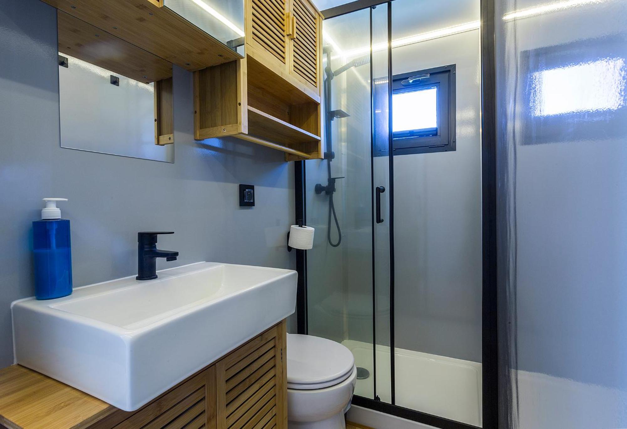 Azvalia Luxury Casa Barco New York And Texas-Unique Houseboat Experience Hotell El Puerto de Santa María Exteriör bild