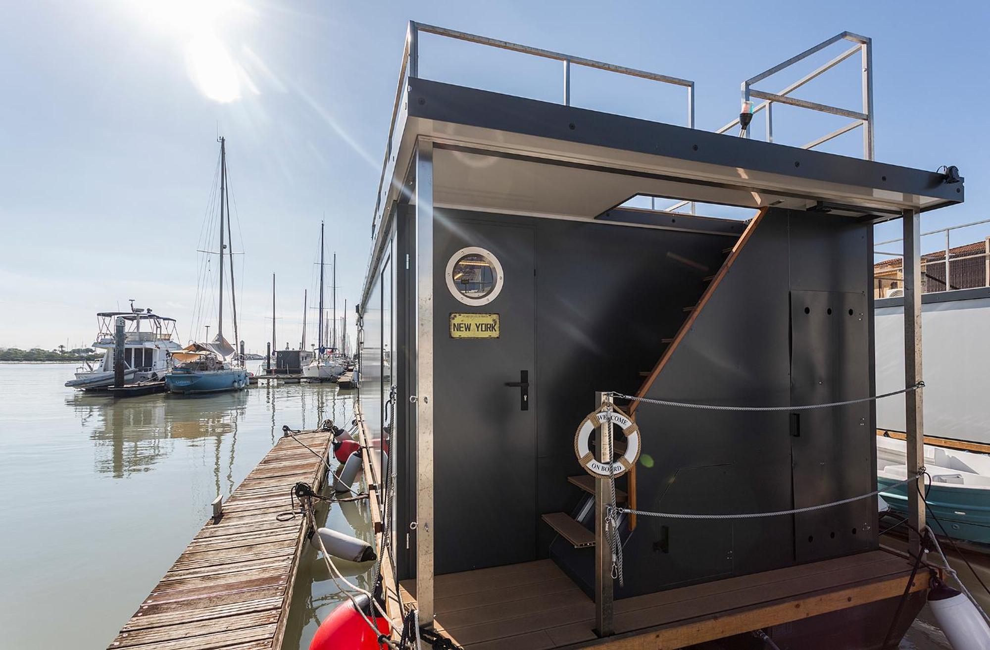 Azvalia Luxury Casa Barco New York And Texas-Unique Houseboat Experience Hotell El Puerto de Santa María Exteriör bild