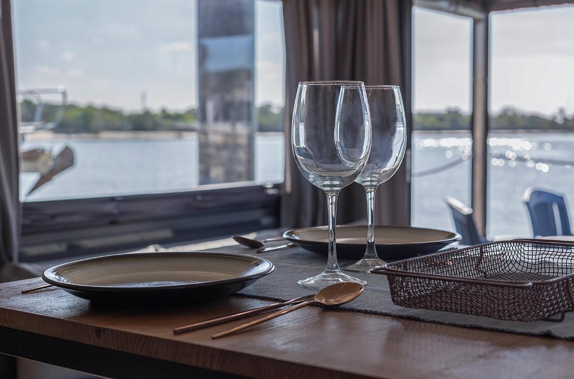 Azvalia Luxury Casa Barco New York And Texas-Unique Houseboat Experience Hotell El Puerto de Santa María Exteriör bild
