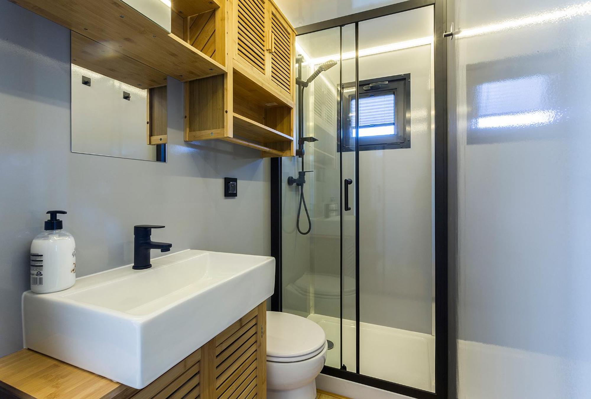 Azvalia Luxury Casa Barco New York And Texas-Unique Houseboat Experience Hotell El Puerto de Santa María Exteriör bild