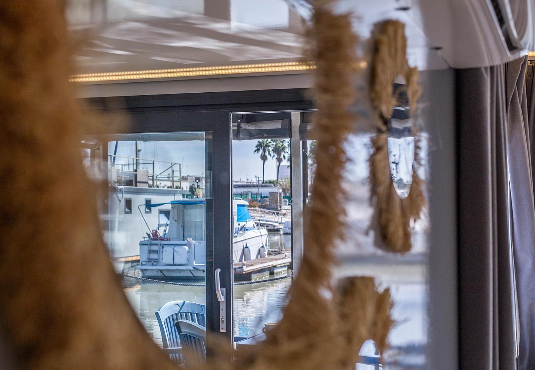 Azvalia Luxury Casa Barco New York And Texas-Unique Houseboat Experience Hotell El Puerto de Santa María Exteriör bild